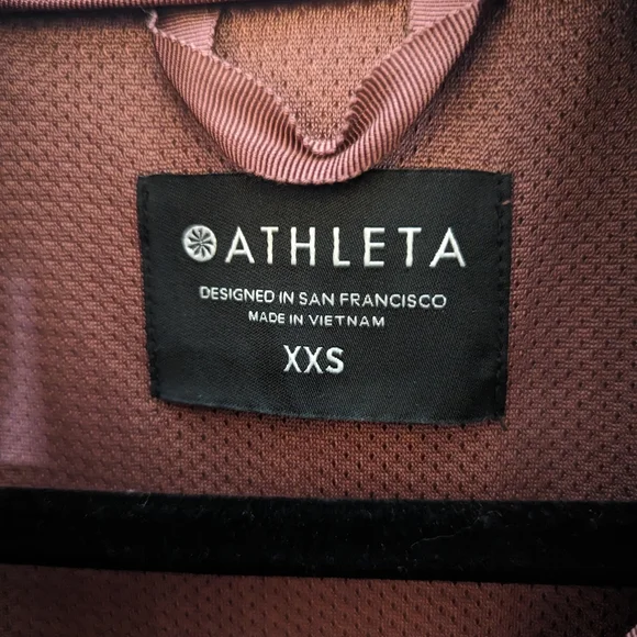 Athleta Drip Drip Rain Jacket Mauve - Picture 6 of 8